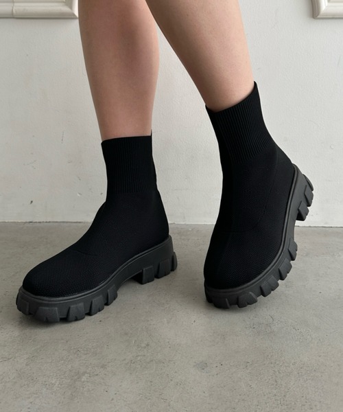 wears(ウェアーズ)の「厚底ニットショートブーツ(ブーツ・レディース・ブラウン/ホワイト/ブラック・24.5cm/23.5cm)」の2枚目の写真