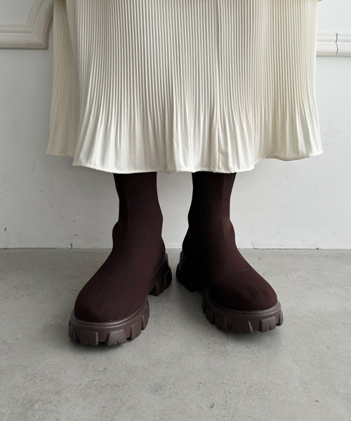 wears(ウェアーズ)の「厚底ニットショートブーツ(ブーツ・レディース・ブラウン/ホワイト/ブラック・24.5cm/23.5cm)」の5枚目の写真