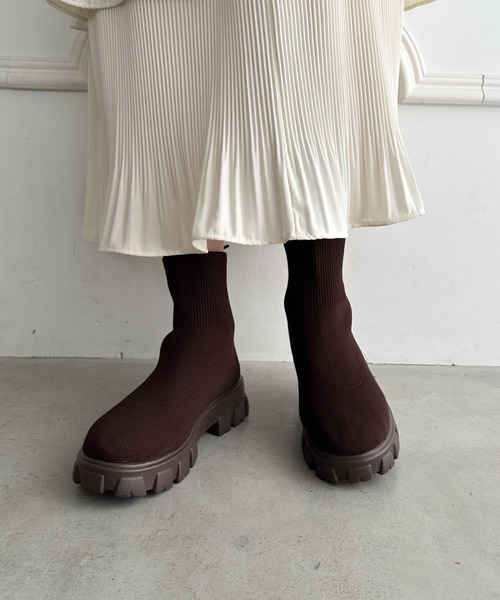 wears(ウェアーズ)の「厚底ニットショートブーツ(ブーツ・レディース・ブラウン/ホワイト/ブラック・24.5cm/23.5cm)」の7枚目の写真