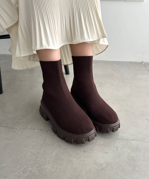 wears(ウェアーズ)の「厚底ニットショートブーツ(ブーツ・レディース・ブラウン/ホワイト/ブラック・24.5cm/23.5cm)」の9枚目の写真