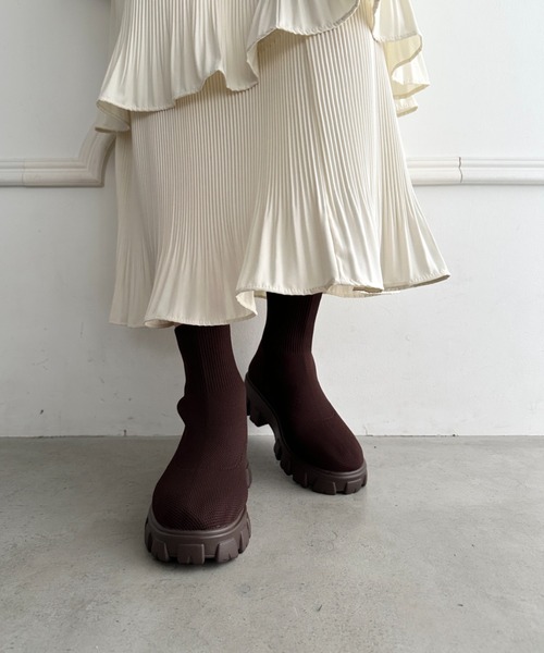 wears(ウェアーズ)の「厚底ニットショートブーツ(ブーツ・レディース・ブラウン/ホワイト/ブラック・24.5cm/23.5cm)」の10枚目の写真