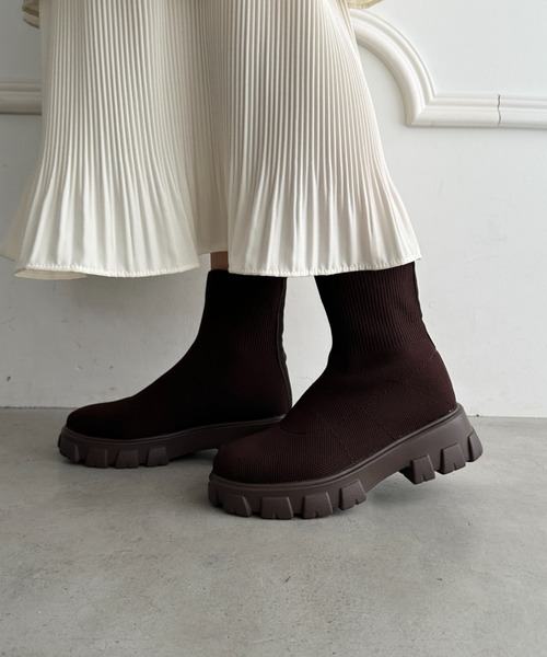 wears(ウェアーズ)の「厚底ニットショートブーツ(ブーツ・レディース・ブラウン/ホワイト/ブラック・24.5cm/23.5cm)」の12枚目の写真