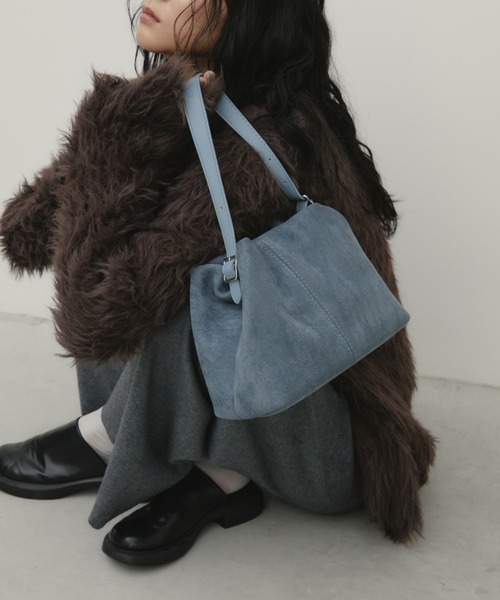 スウェードギャザーショルダーバッグ（ショルダーバッグ）｜Aunt