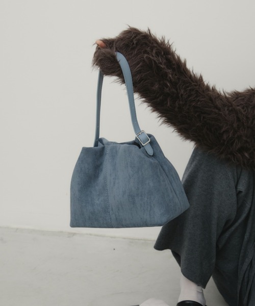 Aunt Marie's（アントマリーズ）の「スウェードギャザーショルダーバッグ（ショルダーバッグ・レディース・ブラウン/ブラック/ブルー・FREE）」の21枚目の写真