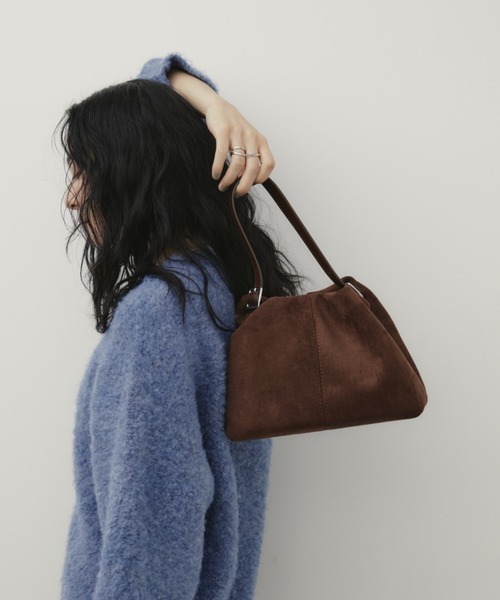Aunt Marie's（アントマリーズ）の「スウェードギャザーショルダーバッグ（ショルダーバッグ・レディース・ブラウン/ブラック/ブルー・FREE）」の13枚目の写真