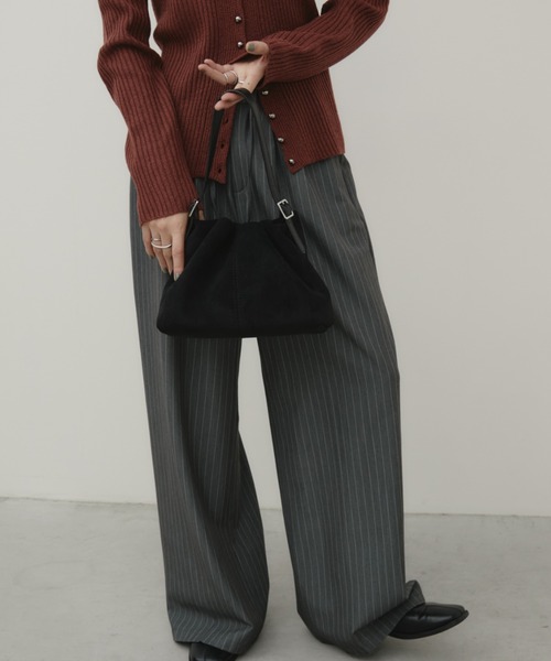 Aunt Marie's（アントマリーズ）の「スウェードギャザーショルダーバッグ（ショルダーバッグ・レディース・ブラウン/ブラック/ブルー・FREE）」の10枚目の写真