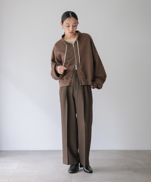 LOWRYS FARM(ローリーズファーム)の「ハイネックZIPウラケLS 580989(スウェット・レディース・ブラウン/グレー/ブラック・FREE)」の14枚目の写真