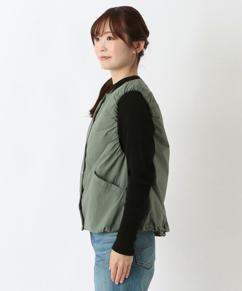 one'sterrace(ワンズテラス)の「軽量中綿 ナイロンワッシャーベスト(その他アウター・レディース・ライトグレー系8/ブラック系8/カーキ系5/ブラウン系8・02)」の7枚目の写真