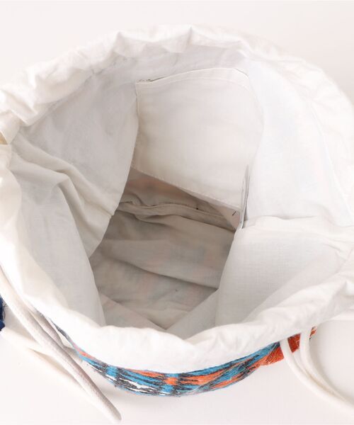 PENDLETON(ペンドルトン)の「【PENDLTON:ペンドルトン】PWM JQ Draw Pouch Chacoal/巾着バッグ(ハンドバッグ・レディース・ネイビー・FREE)」の4枚目の写真
