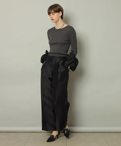 CADUNE（カデュネ）の「袖バルーンニット（ニット/セーター・レディース・ブラウン/ホワイト/チャコールグレー/ブラック・38）」の15枚目の写真