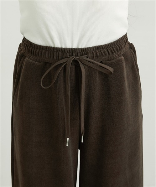 nissen（ニッセン）の「モールコールゆるっとイージーパンツ（その他パンツ・レディース・ブラック/アイボリー/ブラウン・M/L）」の14枚目の写真