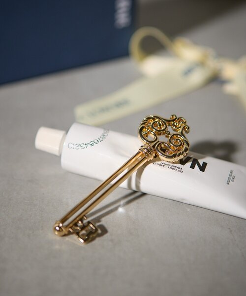 BIRTHDAY BAR（バースデイバー）の「【ラッピングでお届け】LOWVIBE LOWKEY SETともこもこソックスのセット（ボディケアキット/ギフトセット・レディース・ピンク・0）」の5枚目の写真