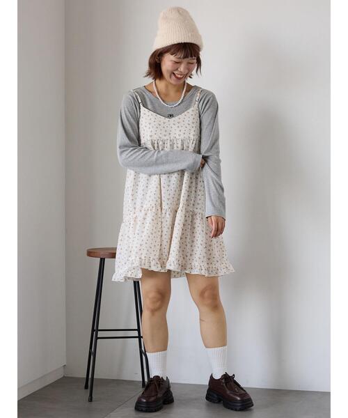 ehka sopo（エヘカソポ）の「ワンポイント刺繍クルーネックカットソー（Tシャツ/カットソー・レディース・ベージュ/ブラック/グレー/オフホワイト・F）」の15枚目の写真