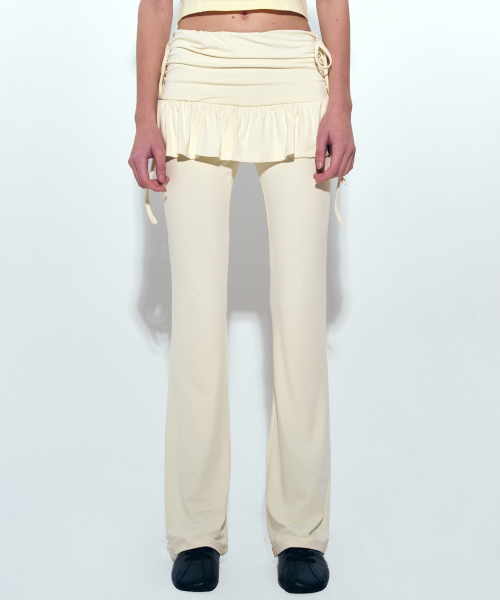 NICK&NICOLE(ニックアンドニコール)の「LAYERED RUFFLE SKIRT PANTS_CREAM(スラックス・レディース・その他・FREE)」の3枚目の写真