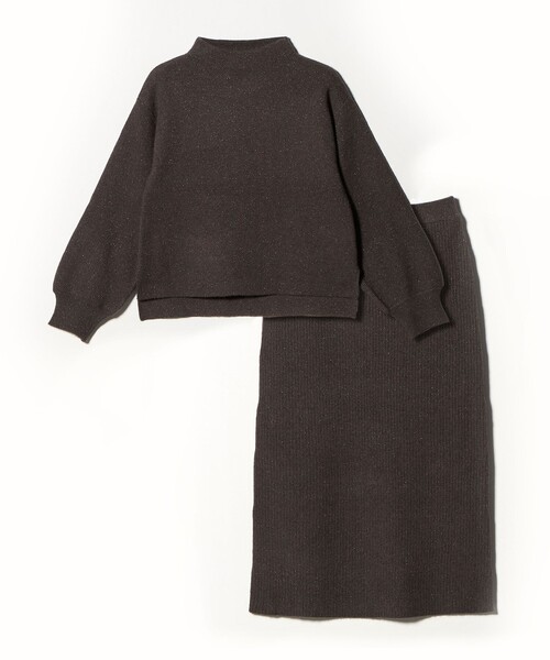 A DAY IN THE LIFE UNITED ARROWS(アデイインザライフユナイテッドアローズ)の「ラメハイネックニット+スカート <A DAY IN THE LIFE>(ワンピース・レディース・ライトグレー/ダークブラウン/ナチュラル/ブラック・FREE)」の3枚目の写真