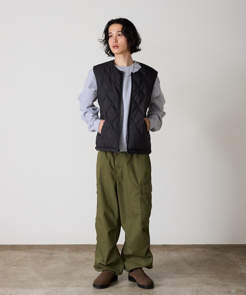 schott(ショット)の「Schott/ショット×TAION/タイオン INNER DOWN VEST パッカブル ひょうたんキルト ダウン ベスト(ダウンベスト・メンズ・ブラック・M/L/XL)」の3枚目の写真