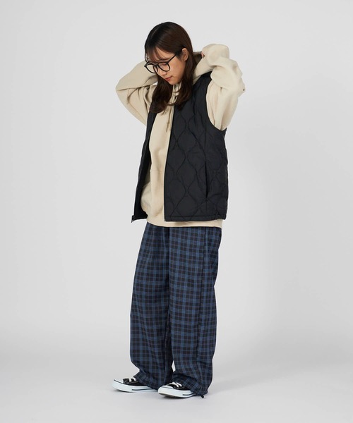 schott(ショット)の「Schott/ショット×TAION/タイオン INNER DOWN VEST パッカブル ひょうたんキルト ダウン ベスト(ダウンベスト・メンズ・ブラック・M/L/XL)」の19枚目の写真