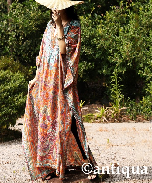 antiqua(アンティカ)の「ペイズリー柄 カフタンワンピース(ワンピース・レディース・マルチ・ONESIZE)」の7枚目の写真