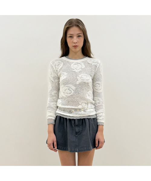 SINOON(シヌーン)の「Rose Artwork Long Sleeve Knit (Ivory)(Tシャツ/カットソー・レディース・アイボリー・FREE)」の1枚目の写真