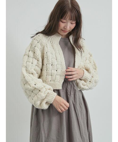 TSUHARU by Samansa Mos2（ツハルバイサマンサモスモス）の「【ペルーニット】ショート丈カーディガン（カーディガン/ボレロ・レディース・グレー/オフホワイト・F）」の13枚目の写真