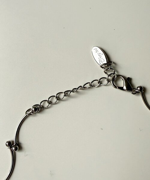 Chez toi(シェトワ)の「変形ウェーブネックレス(ネックレス・レディース・シルバー/ゴールド・FREE)」の6枚目の写真