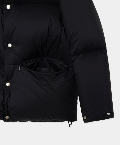 markaware(マーカウェア)の「リサイクルナイロンミニリップ / ダウンジャケット/DOWN JACKET(ダウンジャケット/コート・メンズ・ブラック・2/1)」の2枚目の写真