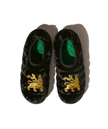 SUBU（スブ）の「【BEYOND BASICS限定】SUBU×NEW YOAKE POST / jah lion（サンダル）」