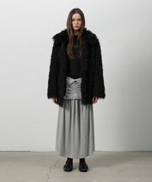 THREE TO EIGHTY（スリートゥエイティー）の「FLUFFY FAUX-FUR JACKET BLACK（ムートンコート）」