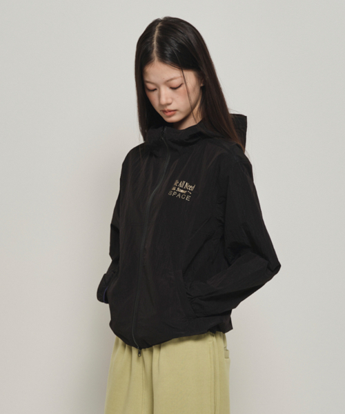 HOMEBODY THINGS(ホームバディ ティングズ)の「NEED SOME SPACE WINDBREAKER (BLACK)(ナイロンジャケット・レディース・その他・1/2)」の5枚目の写真