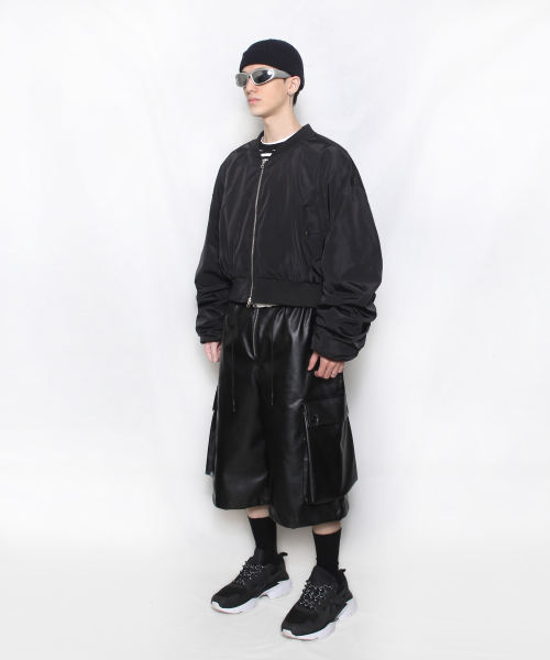 ROCKPSYCHO（ロックサイコ）の「クロップシェアリング航空ジャンパー-ブラック（ブルゾン・メンズ・ブラック・X-LARGE/LARGE）」の2枚目の写真