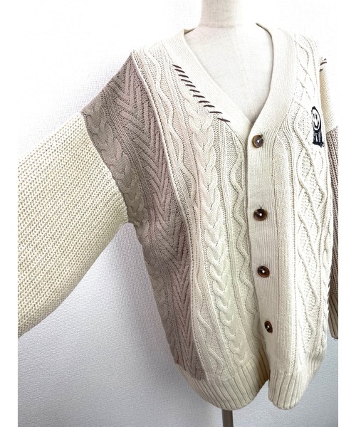 WORLD WIDE LOVE!(ワールドワイドラブ)の「ケーブル切り替えカーデ(ニット/セーター・レディース・アイボリー/ブラック/ベージュ・1)」の6枚目の写真