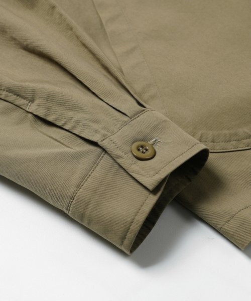 FRIZMWORKS(フリズムワークス)の「ROUND PATCH COVERALL JACKET _ KHAKI BEIGE(その他アウター・メンズ・その他・LARGE)」の6枚目の写真