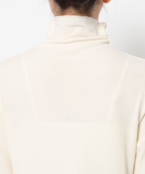 LOWRYS FARM（ローリーズファーム）の「リブタートルＬＳ　637689（Tシャツ/カットソー・レディース・グレー/アイボリー/ピンク系その他/ブラック・FREE）」の11枚目の写真