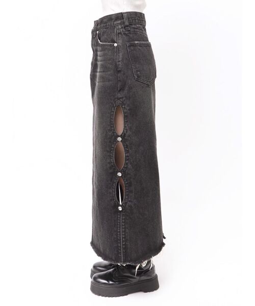 EVRIS(エヴリス)の「サイドビジューカットロングデニムスカート(デニムスカート・レディース・インディゴブルー/ブルー/ブラック・MEDIUM/SMALL)」の7枚目の写真