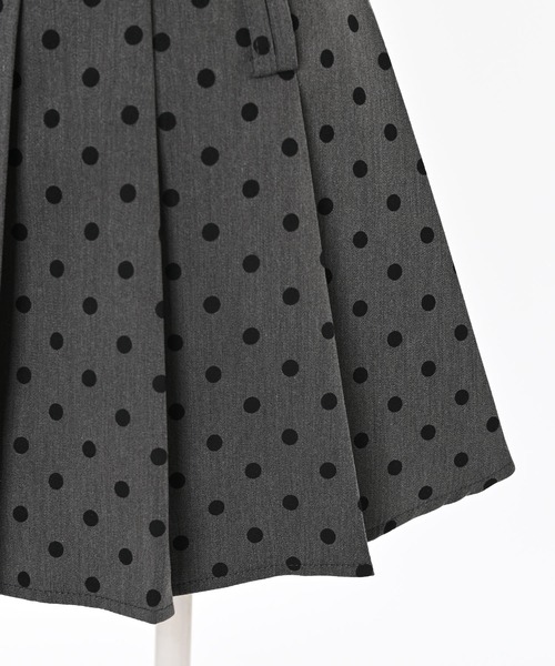 Narcissus(ナルシス)の「ドットプリーツミニスカート/インナーパンツ・ベルト付き(スカート・レディース・ブラック/グレー・FREE)」の12枚目の写真