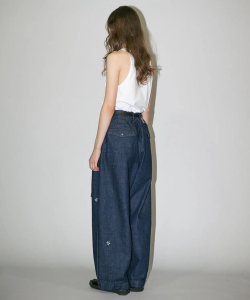 my beautiful landlet(マイビューティフルランドレット)の「【my beautiful landlet】12.5oz DENIM TUCK WIDE PANTS - One Wash Print(デニムパンツ・メンズ・ブラック/ブルー・1/2/0)」の13枚目の写真