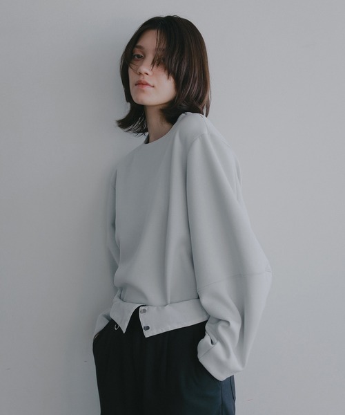 MANOF（マノフ）の「CURVED SLEEVES TOPS（Tシャツ/カットソー・レディース・ネイビー/ホワイト/グレー・F）」の3枚目の写真