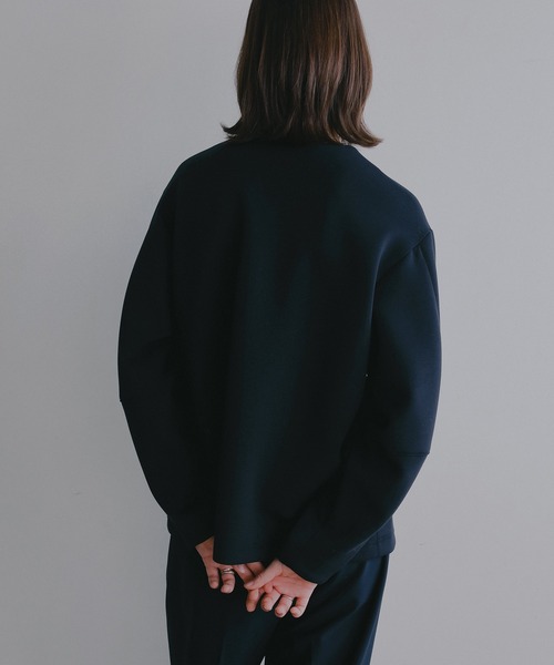 MANOF（マノフ）の「CURVED SLEEVES TOPS（Tシャツ/カットソー・レディース・ネイビー/ホワイト/グレー・F）」の12枚目の写真