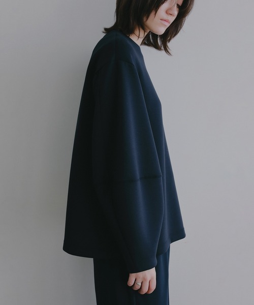 MANOF（マノフ）の「CURVED SLEEVES TOPS（Tシャツ/カットソー・レディース・ネイビー/ホワイト/グレー・F）」の13枚目の写真