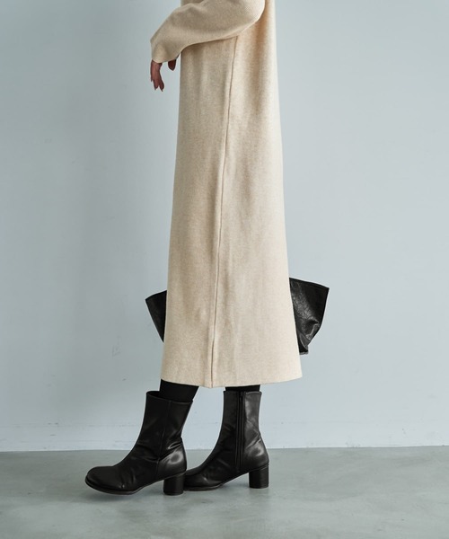 STYLE DELI(スタイルデリ)の「しっとりもっちりVネックニットワンピース(ワンピース・レディース・ブラック/アイボリー/ブラウン・FREE)」の15枚目の写真