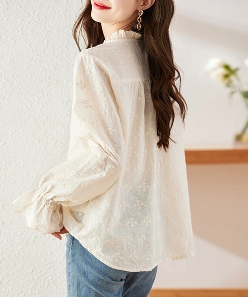ONEP STAR(ワンピスター)の「フリル袖刺繍入りブラウス(シャツ/ブラウス・レディース・ホワイト/ベージュ・MEDIUM/LARGE/X-LARGE)」の10枚目の写真