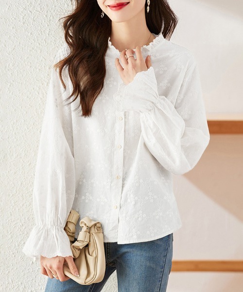 ONEP STAR(ワンピスター)の「フリル袖刺繍入りブラウス(シャツ/ブラウス・レディース・ホワイト/ベージュ・MEDIUM/LARGE/X-LARGE)」の3枚目の写真
