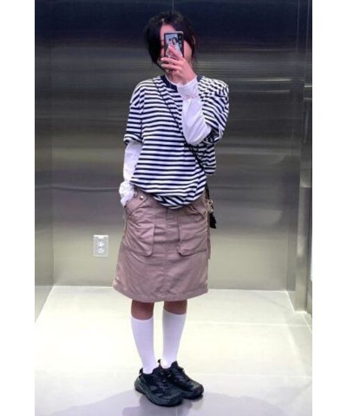 MUSINSA STANDARD WOMAN（ムシンサスタンダードウーマン）の「ウィメンズカーゴニーレングススカート[ベージュ]（スカート・レディース・その他・LARGE/MEDIUM/SMALL/X-SMALL）」の3枚目の写真