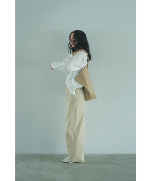 marjour(マージュール)の「CORDUROY TUCK PANTS(その他パンツ・レディース・ブラウン/オフホワイト・M)」の14枚目の写真