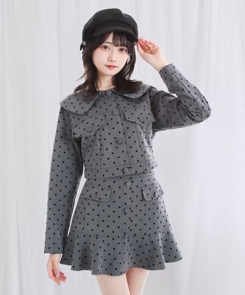 DearMyLoveRose(ディアマイラブローズ)の「丸襟ドットセットアップ【大きいサイズ有り】(セットアップ・レディース・グレー/ブラック・M-L/L~LL/LL~3L)」の4枚目の写真