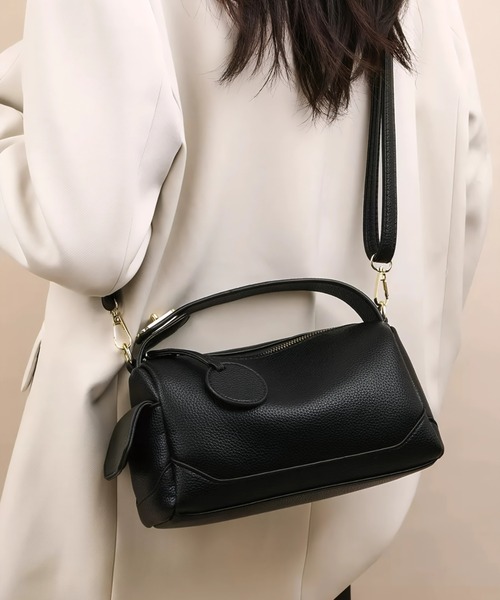 yuue' ( wear )(ユーイ)の「2WAYフェイクレザーショルダーバッグ サイドポケット付き(ショルダーバッグ・レディース・ブラウン/ブラック・FREE)」の7枚目の写真