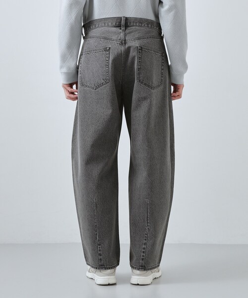 THE SHOP TK （ザ ショップ ティーケー ）の「【半歩先のオシャレ】デニムカーブパンツ　セットアップ可/洗濯機OK（デニムパンツ・メンズ・ネイビー/ブラック・04/03/02/01）」の22枚目の写真