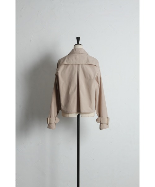 ARVELLIA(アルベリア)の「SLANT SHORT TRENCH(その他アウター・レディース・ブラック/ベージュ・M)」の15枚目の写真