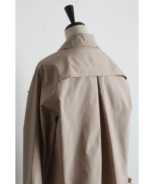 ARVELLIA(アルベリア)の「SLANT SHORT TRENCH(その他アウター・レディース・ブラック/ベージュ・M)」の16枚目の写真