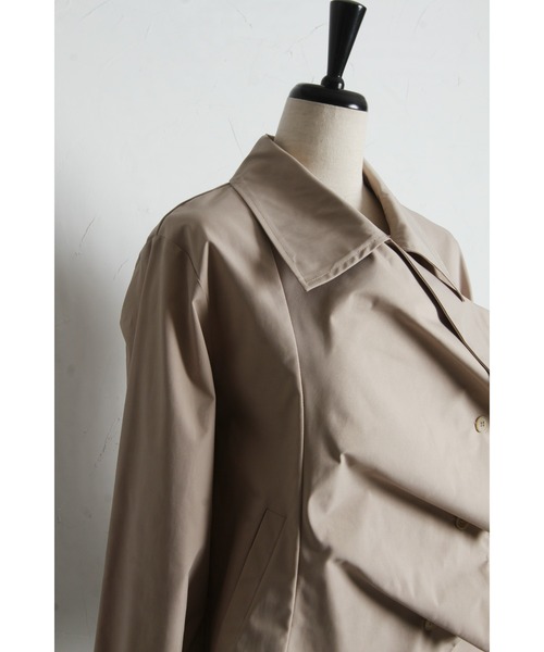 ARVELLIA(アルベリア)の「SLANT SHORT TRENCH(その他アウター・レディース・ブラック/ベージュ・M)」の18枚目の写真